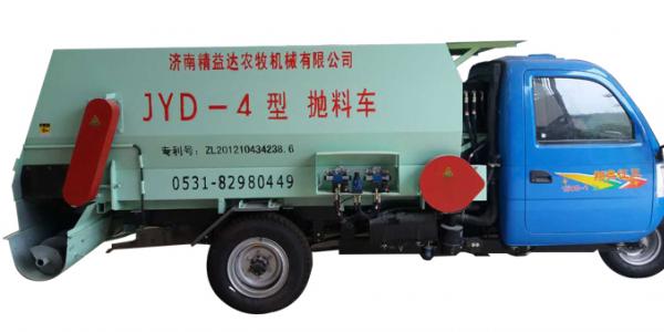 3-5立方三輪車(chē)撒料車(chē) 